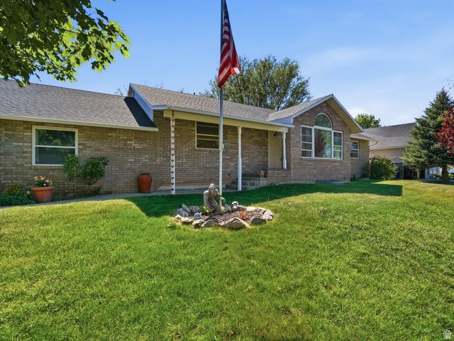 1969 E CEDAR BENCH, South Weber, UT 84405