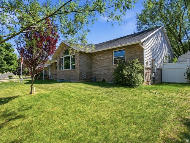 1969 E CEDAR BENCH, South Weber, UT 84405