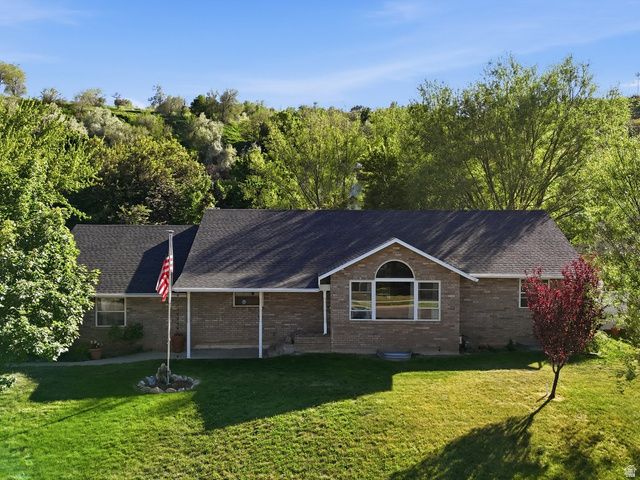 1969 E CEDAR BENCH, South Weber, UT 84405