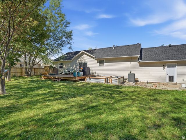 1969 E CEDAR BENCH, South Weber, UT 84405
