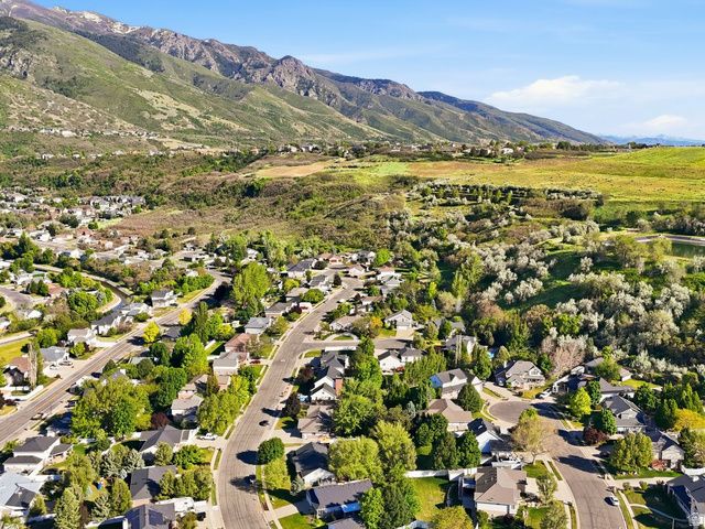 1969 E CEDAR BENCH, South Weber, UT 84405