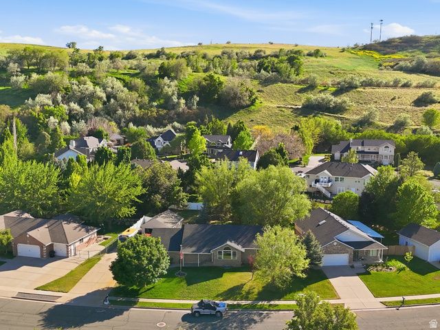 1969 E CEDAR BENCH, South Weber, UT 84405