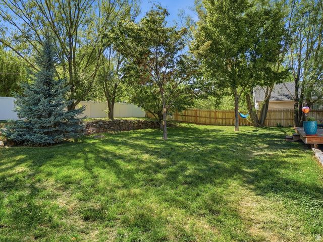 1969 E CEDAR BENCH, South Weber, UT 84405