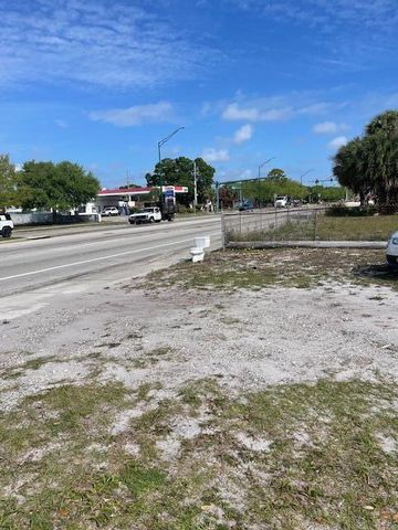 000 N 25th Street, Fort Pierce, FL 34994