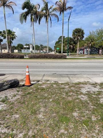 000 N 25th Street, Fort Pierce, FL 34994