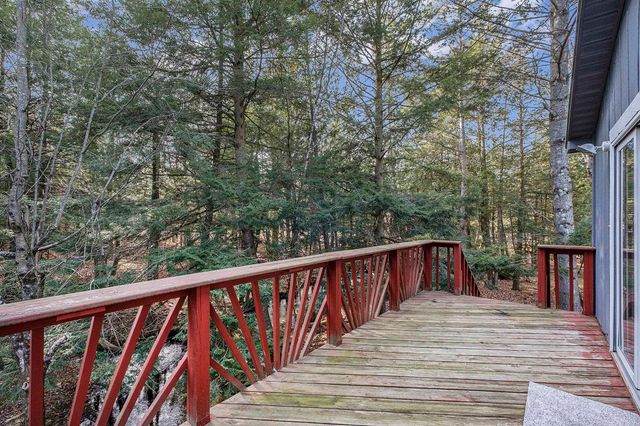 5489 S Kings Highway, Cherry Valley Twp, MI 49623