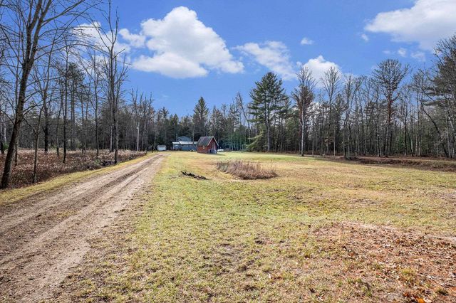 5489 S Kings Highway, Cherry Valley Twp, MI 49623