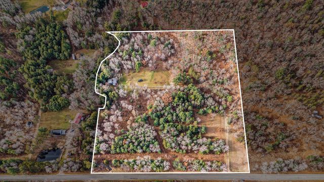 5489 S Kings Highway, Cherry Valley Twp, MI 49623