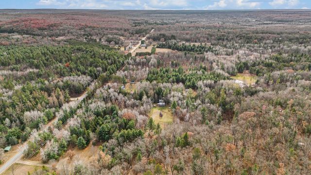 5489 S Kings Highway, Cherry Valley Twp, MI 49623