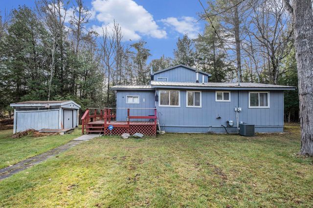 5489 S Kings Highway, Cherry Valley Twp, MI 49623