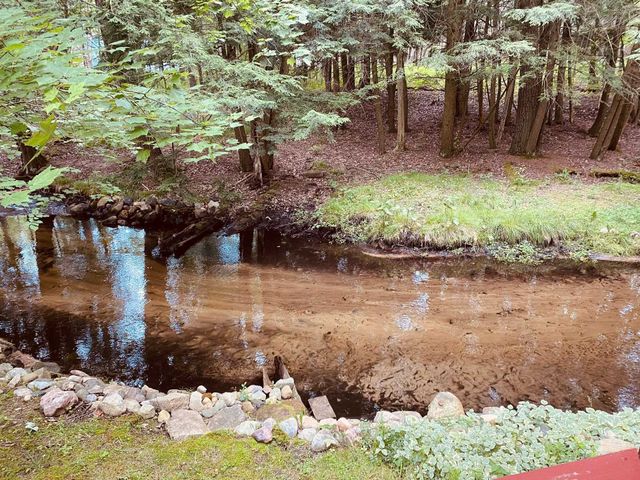 5489 S Kings Highway, Cherry Valley Twp, MI 49623
