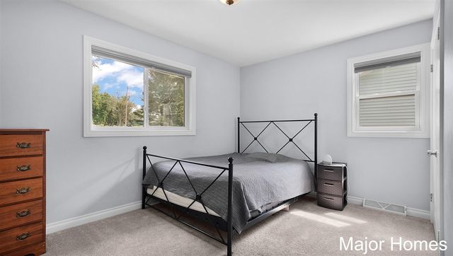 4863 Byron Center Avenue, Wyoming, MI 49519