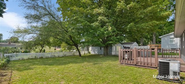 4863 Byron Center Avenue, Wyoming, MI 49519