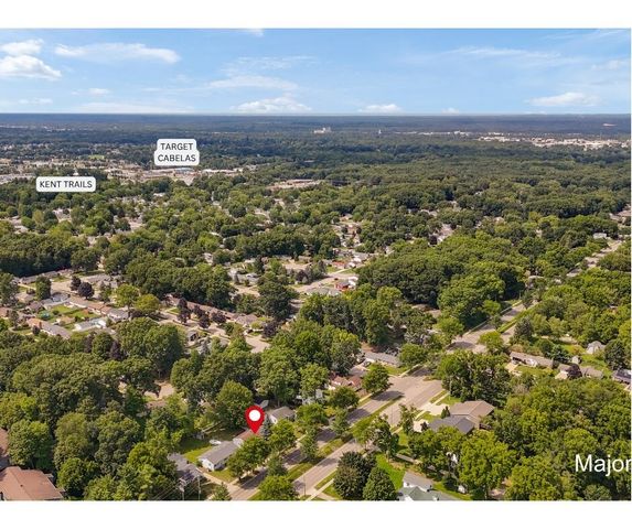 4863 Byron Center Avenue, Wyoming, MI 49519