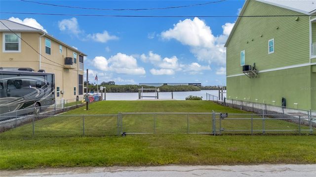 6522 SEAVIEW BOULEVARD, Hudson, FL 34667
