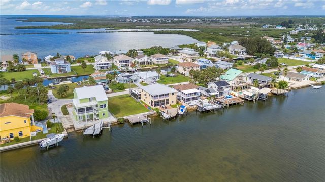 6522 SEAVIEW BOULEVARD, Hudson, FL 34667