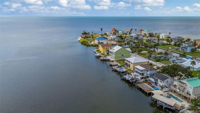6522 SEAVIEW BOULEVARD, Hudson, FL 34667