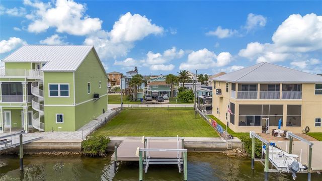 6522 SEAVIEW BOULEVARD, Hudson, FL 34667