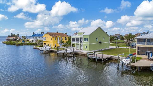 6522 SEAVIEW BOULEVARD, Hudson, FL 34667