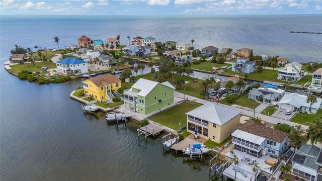 6522 SEAVIEW BOULEVARD, Hudson, FL 34667