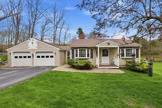 14 Gay Road, Brookfield, MA 01506