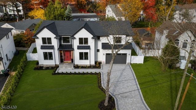 333 Harrison St, Paramus Boro, NJ 07652