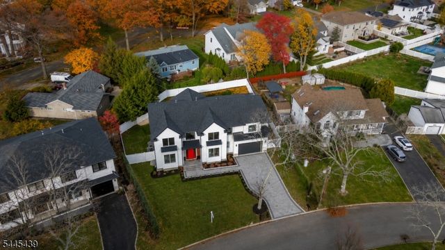 333 Harrison St, Paramus Boro, NJ 07652
