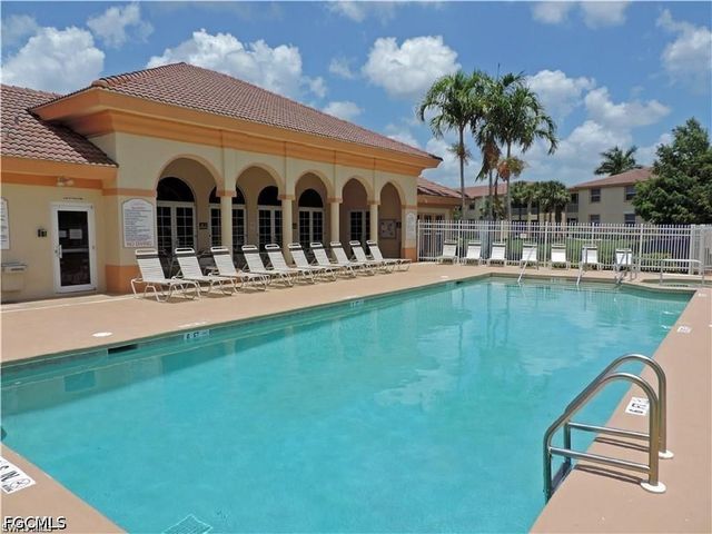 15401 Bellamar CIR 621, Fort Myers, FL 33908