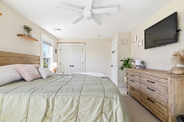 107 Lenox St, Quincy, MA 02169