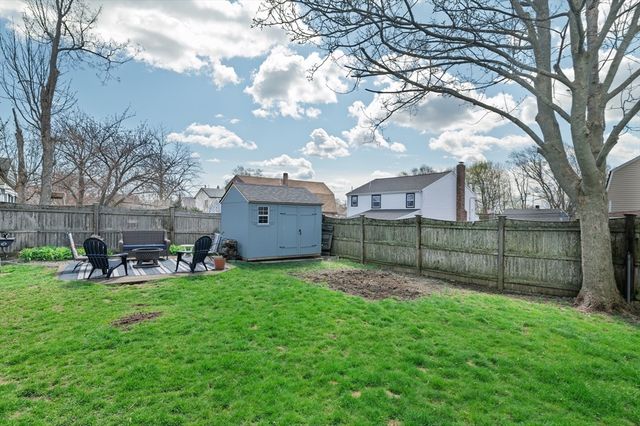 107 Lenox St, Quincy, MA 02169