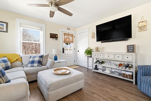 107 Lenox St, Quincy, MA 02169