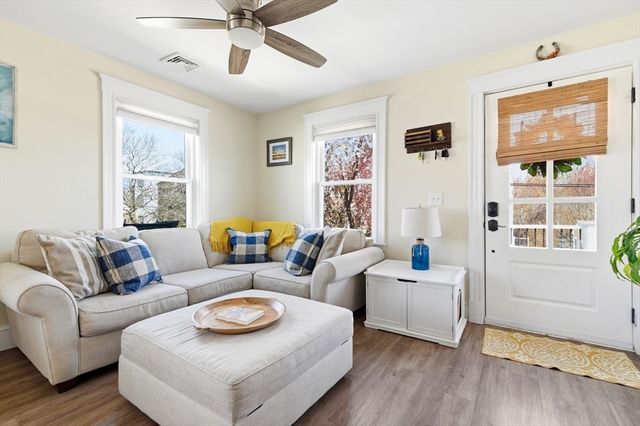 107 Lenox St, Quincy, MA 02169