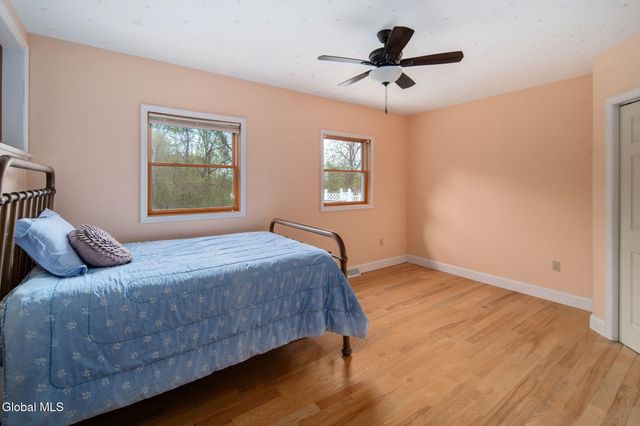 1 Birch Lane, East Greenbush, NY 12144