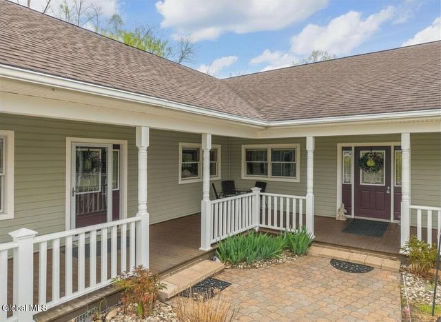 1 Birch Lane, East Greenbush, NY 12144