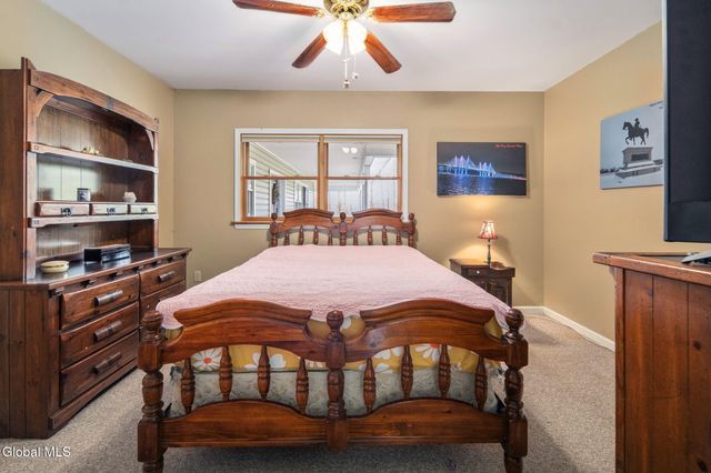 1 Birch Lane, East Greenbush, NY 12144