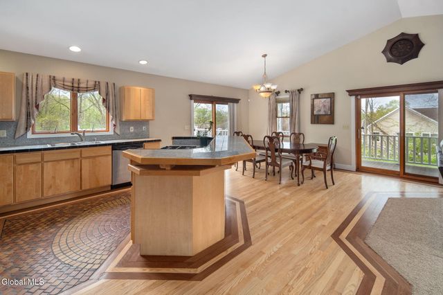 1 Birch Lane, East Greenbush, NY 12144