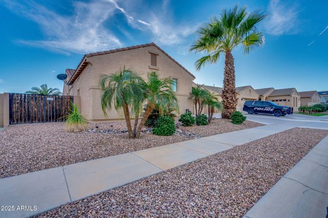 17803 W DREYFUS Street, Surprise, AZ 85388