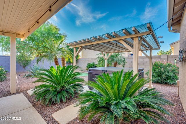 17803 W DREYFUS Street, Surprise, AZ 85388