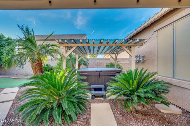 17803 W DREYFUS Street, Surprise, AZ 85388