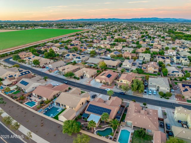 17803 W DREYFUS Street, Surprise, AZ 85388