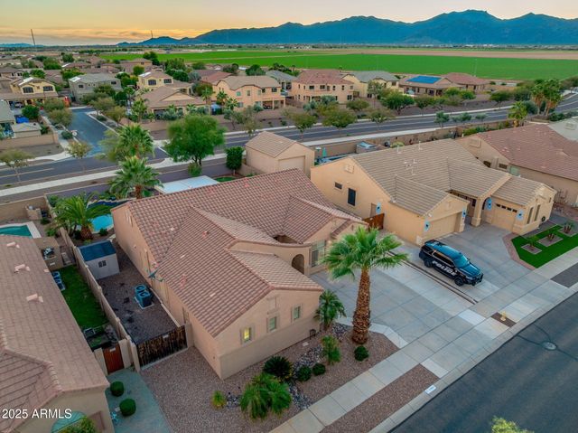 17803 W DREYFUS Street, Surprise, AZ 85388