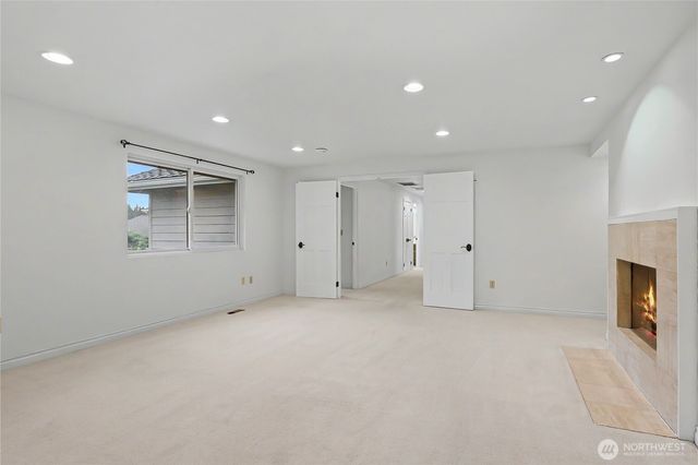 556 SW 334th Court, Federal Way, WA 98023