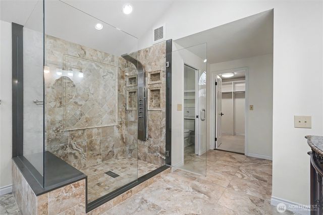 556 SW 334th Court, Federal Way, WA 98023