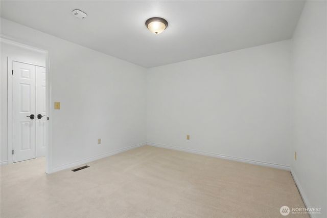 556 SW 334th Court, Federal Way, WA 98023
