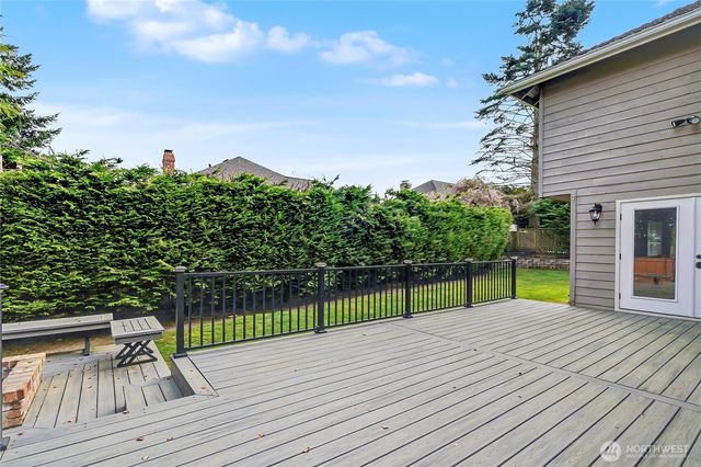 556 SW 334th Court, Federal Way, WA 98023