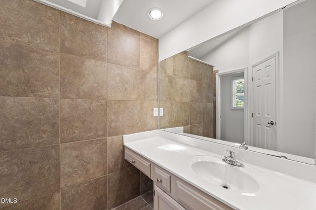 113 Arvo Lane, Cary, NC 27513
