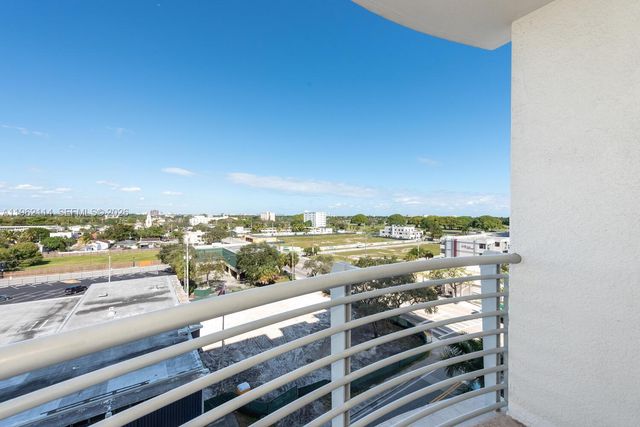 1830 Radius Drive 709, Hollywood, FL 33020