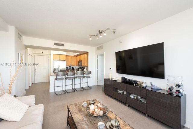 1830 Radius Drive 709, Hollywood, FL 33020