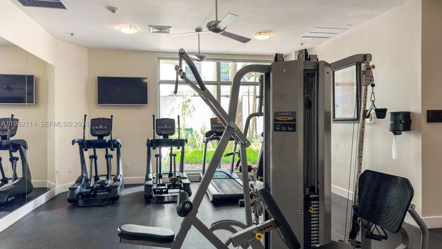 1830 Radius Drive 709, Hollywood, FL 33020