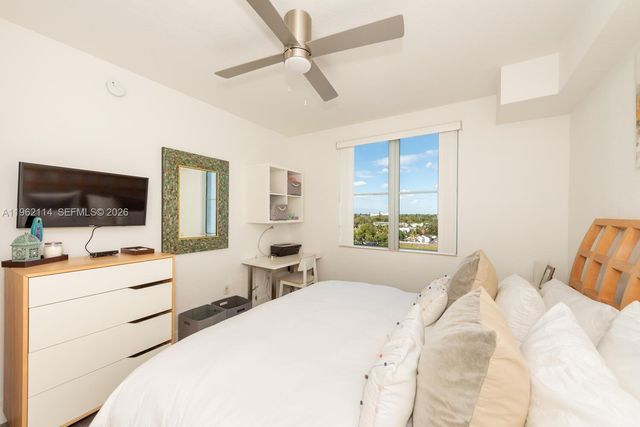 1830 Radius Drive 709, Hollywood, FL 33020